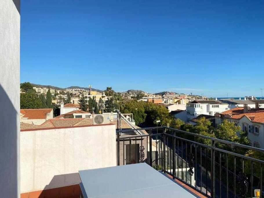 דירות מאלגה Atico Con Terraza Frente Playa Pedregalejo מראה חיצוני תמונה